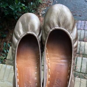 Tieks Bronze Metallic Size 8